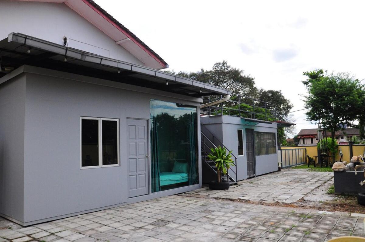 Grayhaus Spacious Bungalow & Garden Villa - Ss3 Petaling Jaya, Near Sunway - Stay Only No Events Екстер'єр фото